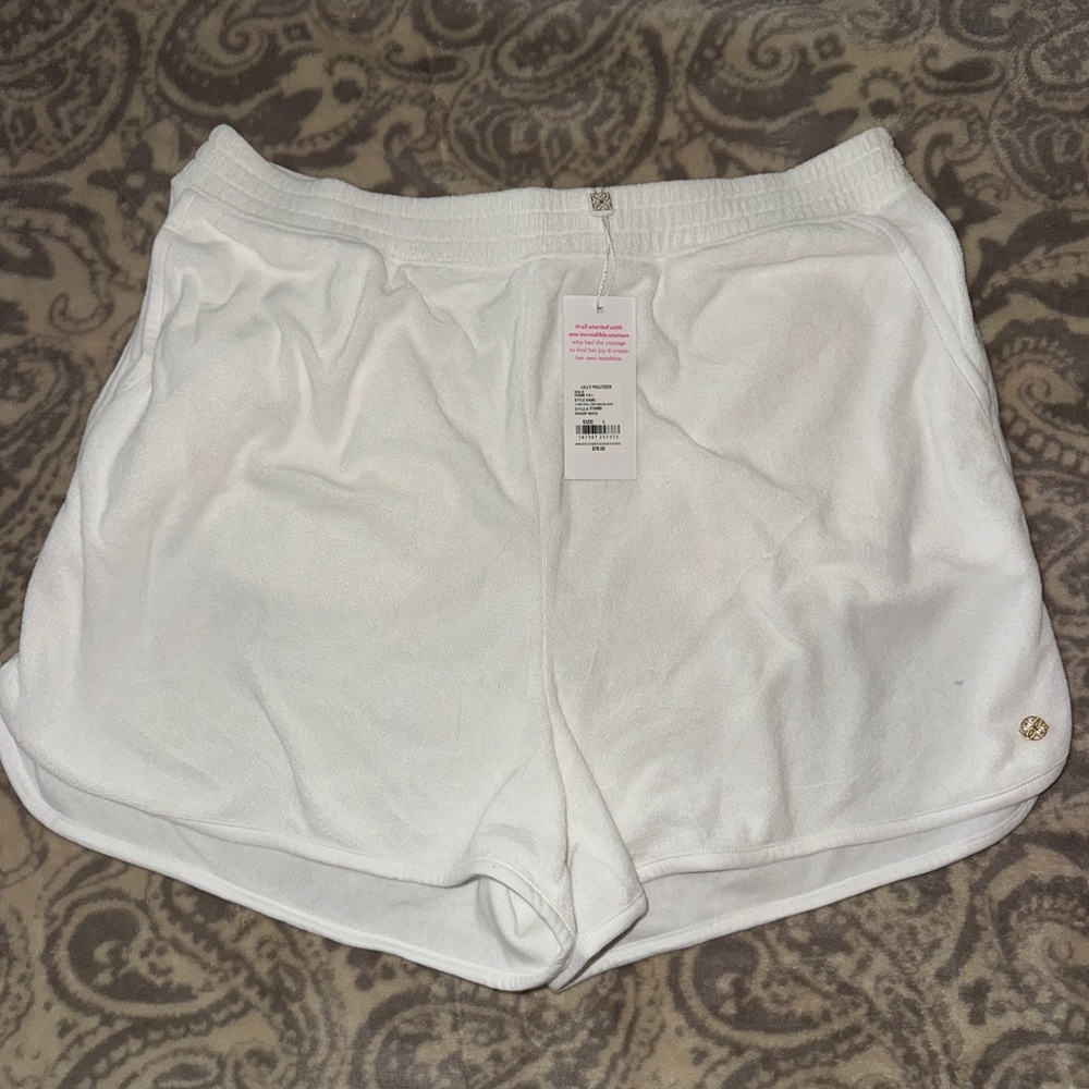 NWT Lilly Pulitzer L Large Florie Towel Resort White Women Terry high rise Short